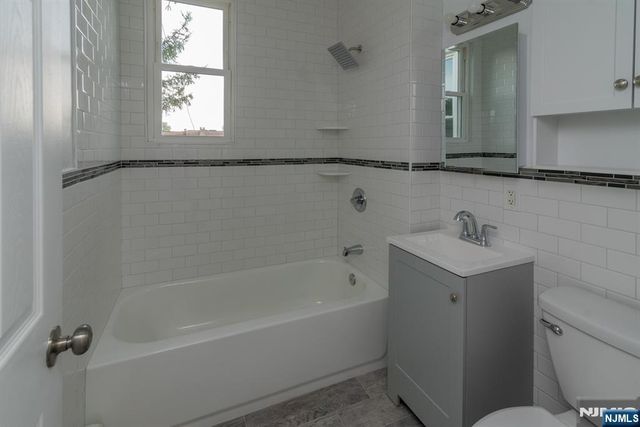 140 W Allendale Avenue 2B, Allendale, NJ 07401