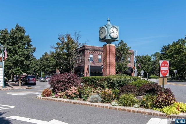 140 W Allendale Avenue 2B, Allendale, NJ 07401