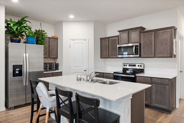 1901 Sandy Knoll Drive, Kaufman, TX 75142