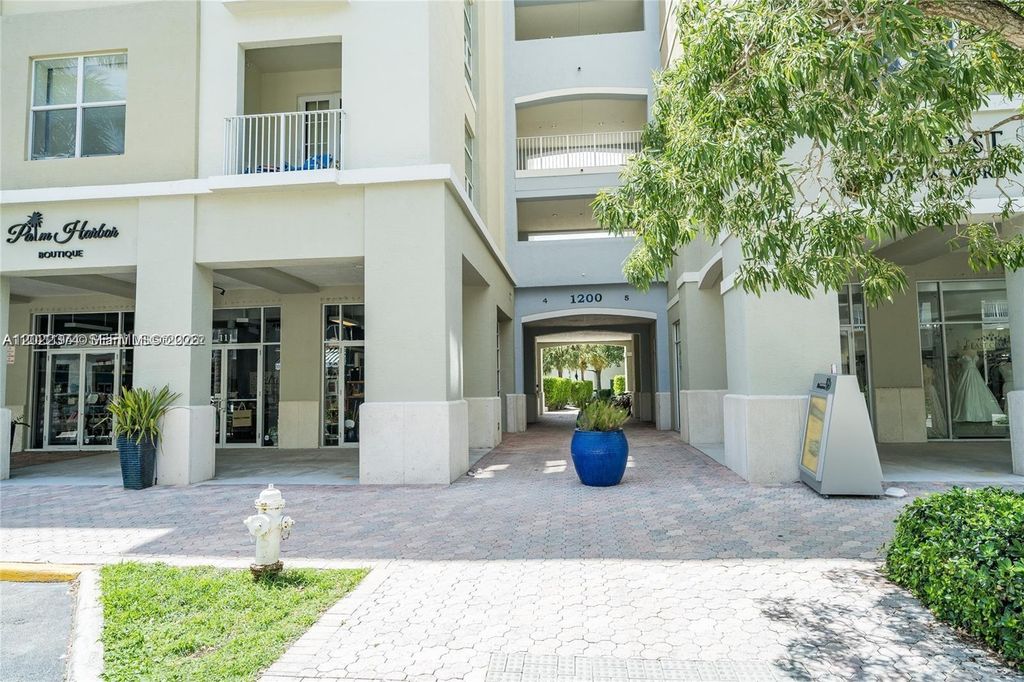 1200 Town Center Dr 513, Jupiter, FL 33458