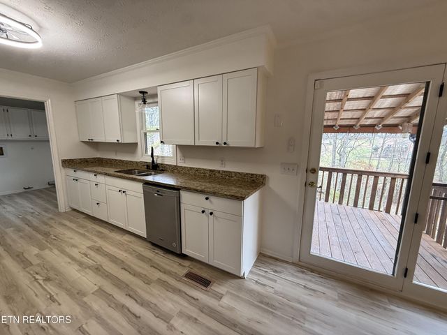 1206 Belmont Drive, Cookeville, TN 38506