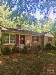 3715 Vanderburg Drive, Concord, NC 28025