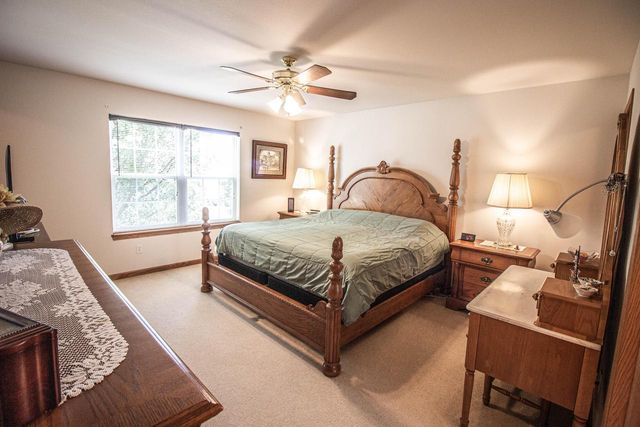 W143N9927 Ridgewood LANE, Germantown, WI 53022