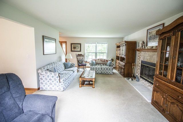 W143N9927 Ridgewood LANE, Germantown, WI 53022