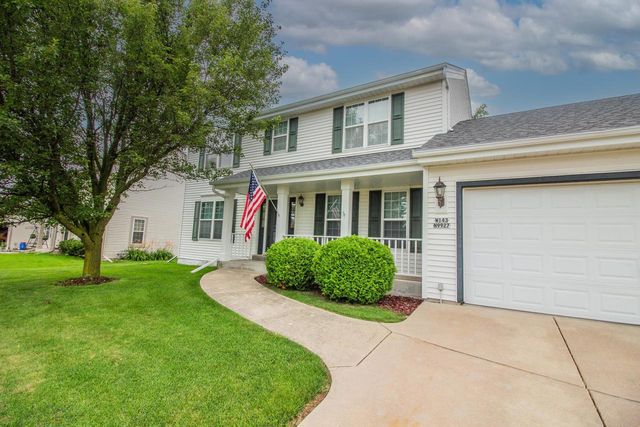 W143N9927 Ridgewood LANE, Germantown, WI 53022