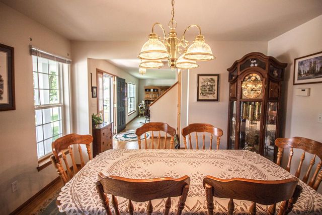 W143N9927 Ridgewood LANE, Germantown, WI 53022