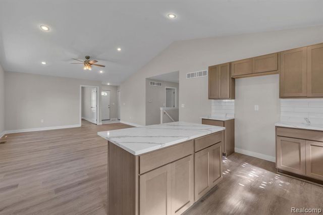 6653 Niagara Street, Romulus, MI 48174