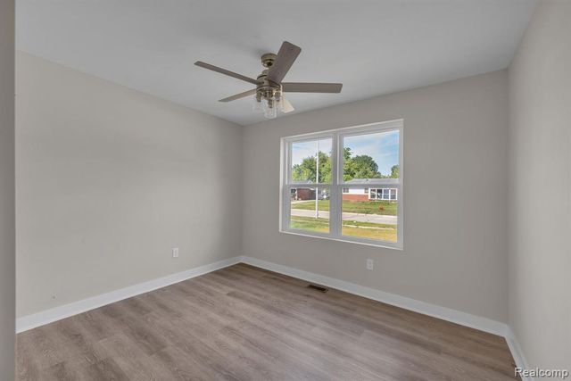 6653 Niagara Street, Romulus, MI 48174