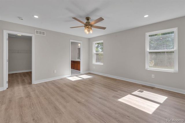 6653 Niagara Street, Romulus, MI 48174