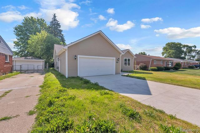 6653 Niagara Street, Romulus, MI 48174