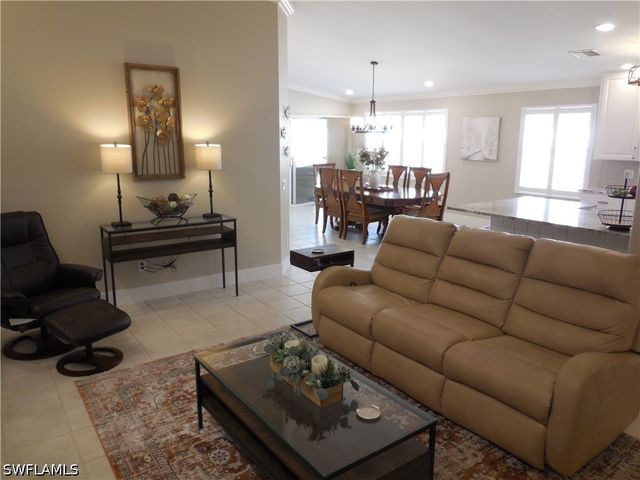5441 Guadeloupe WAY, Naples, FL 34119