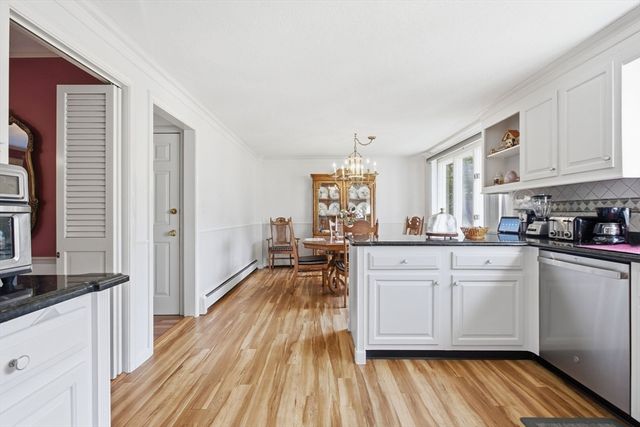 2 Russell Road, Lynnfield, MA 01940