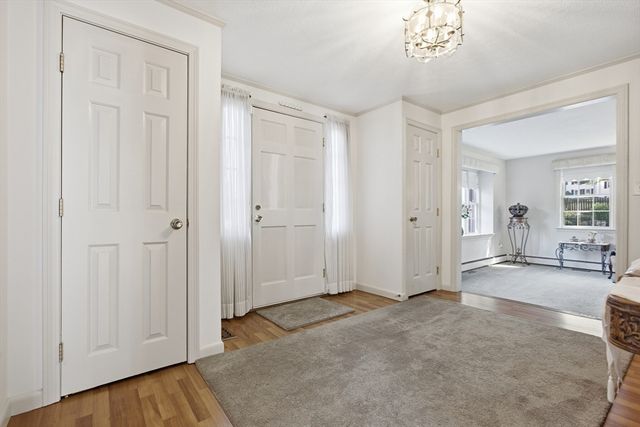 2 Russell Road, Lynnfield, MA 01940