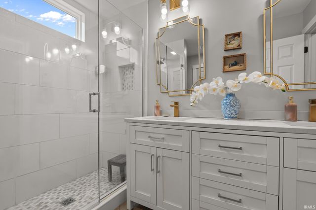 51704 Villager Parkway, Granger, IN 46530