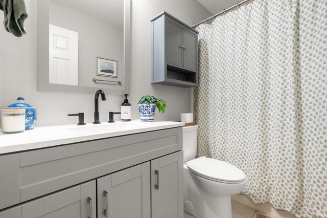 51704 Villager Parkway, Granger, IN 46530