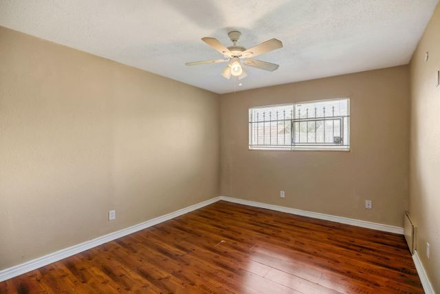 5139 Bungalow Lane, Houston, TX 77048