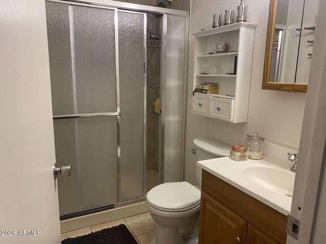 2221 W EL MORO Avenue, Mesa, AZ 85202
