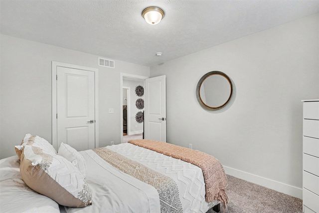 13652 Whitfield Drive, Nunica, MI 49448