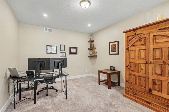 13652 Whitfield Drive, Nunica, MI 49448