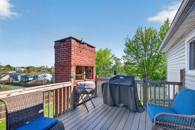 122 Rolling Meadows Road, Middletown, NY 10940