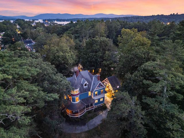 68 Center Street, Wolfeboro, NH 03894