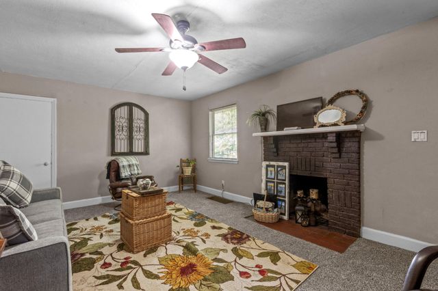 778 Mission Ridge Road, Rossville, GA 30741