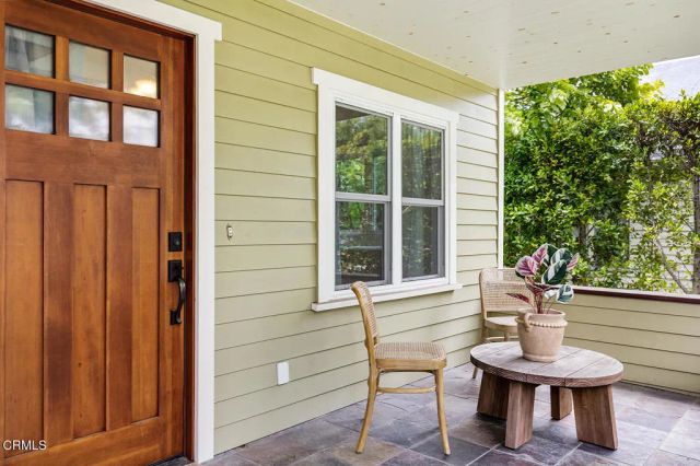 1969 N Raymond Avenue, Pasadena, CA 91103