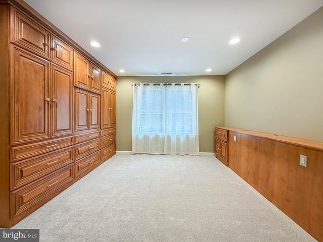 239 COPPER BEECH DR, Blue Bell, PA 19422
