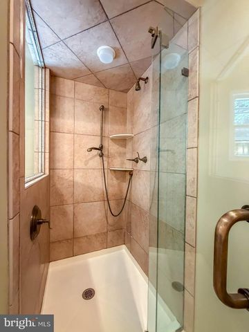239 COPPER BEECH DR, Blue Bell, PA 19422