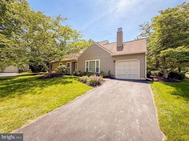 239 COPPER BEECH DR, Blue Bell, PA 19422