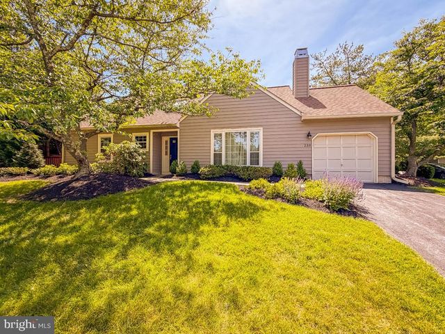 239 COPPER BEECH DR, Blue Bell, PA 19422