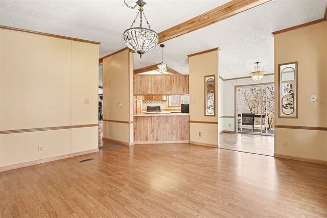 6326 N 7th Street, Kalamazoo, MI 49009