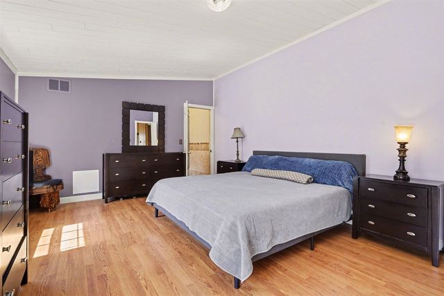 6326 N 7th Street, Kalamazoo, MI 49009