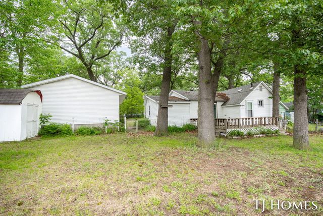 423 Collins Avenue, Muskegon Heights City, MI 49444