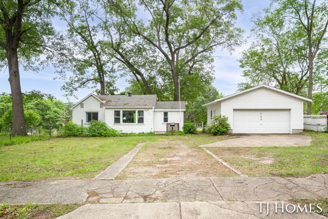 423 Collins Avenue, Muskegon Heights City, MI 49444