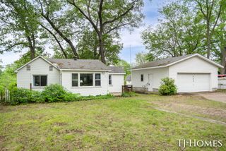 423 Collins Avenue, Muskegon Heights City, MI 49444