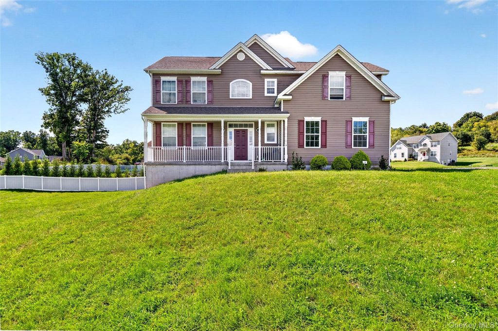 14 Hopkins Court, Washingtonville, NY 10992 — photo 2