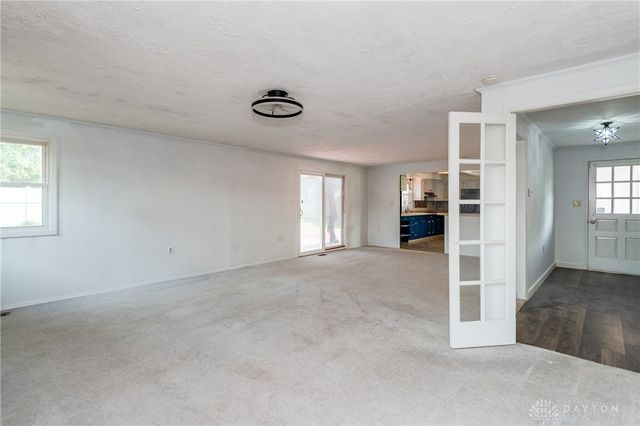 703 W Washington Street, New Carlisle, OH 45344