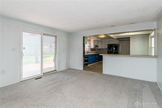 703 W Washington Street, New Carlisle, OH 45344