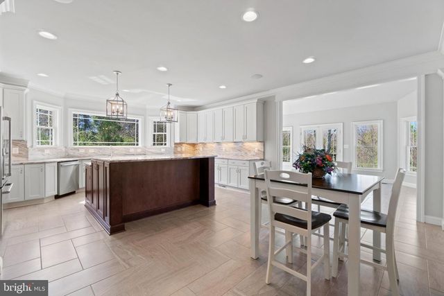 13725 ORLANDO RD, Nokesville, VA 20181