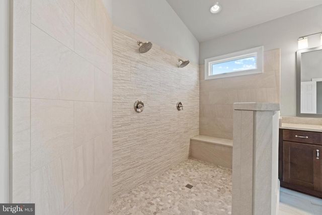 13725 ORLANDO RD, Nokesville, VA 20181