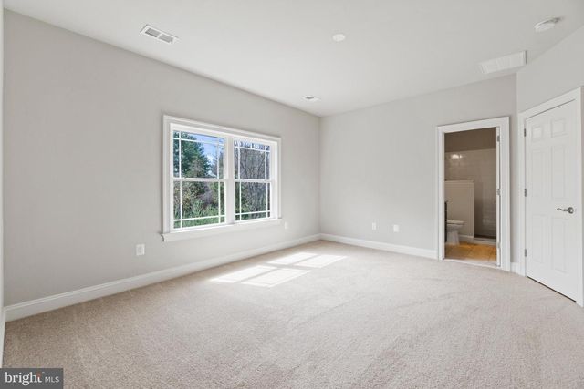 13725 ORLANDO RD, Nokesville, VA 20181