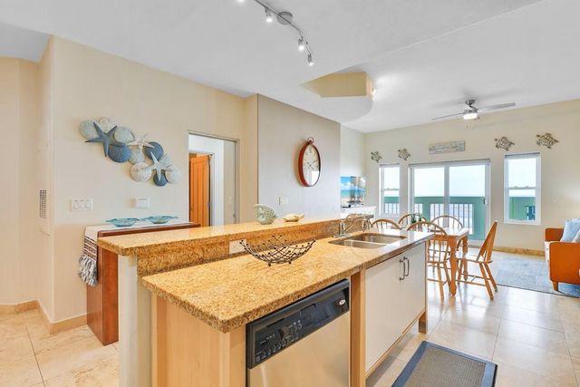 9420 Seawall Boulevard 501, Galveston, TX 77554