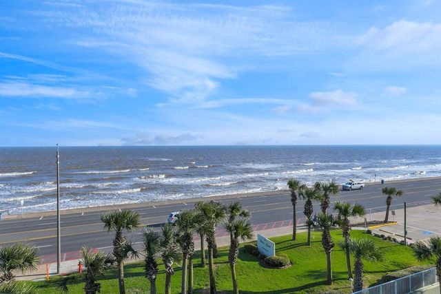 9420 Seawall Boulevard 501, Galveston, TX 77554