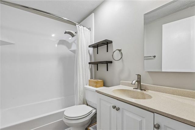 885 Regal Path Lane, Decatur, GA 30030