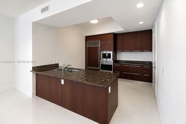 15901 Collins Avenue 403, Sunny Isles Beach, FL 33160