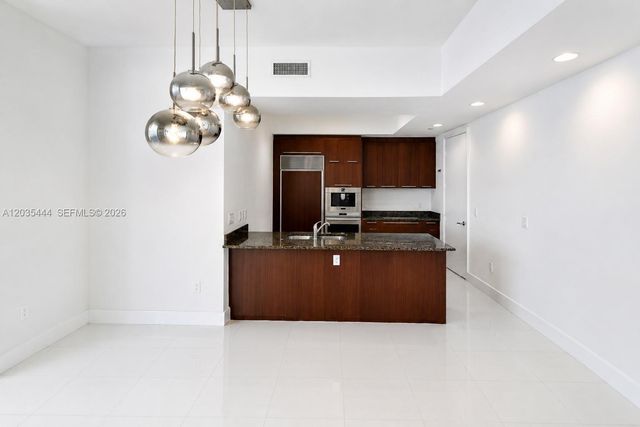 15901 Collins Avenue 403, Sunny Isles Beach, FL 33160