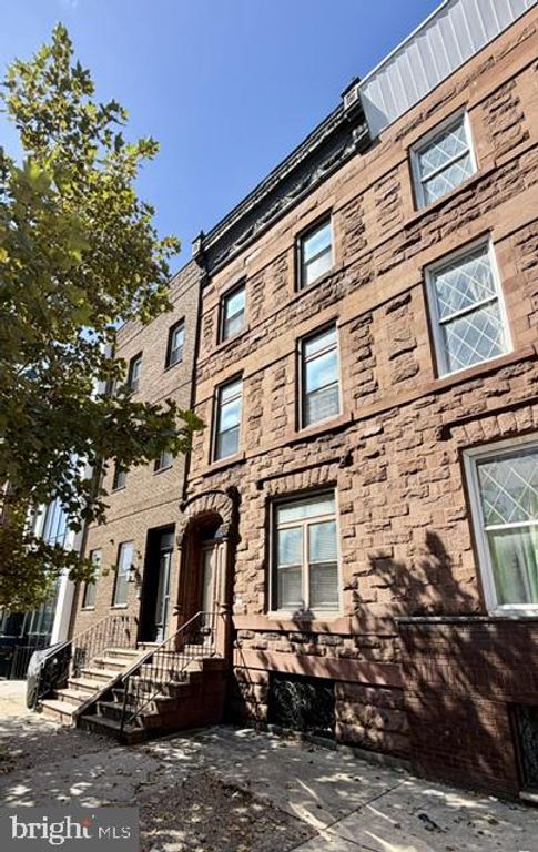 1828 S BROAD ST, PHILADELPHIA, PA 19145 — exterior