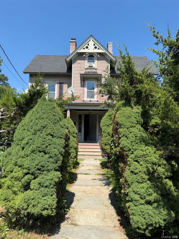 2624 Carmel Avenue, Brewster, NY 10509