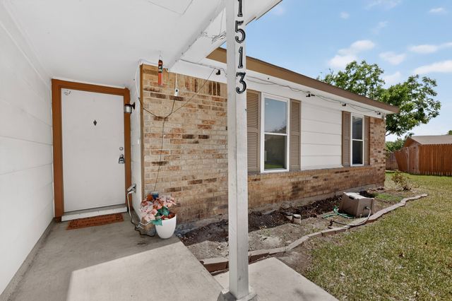 1513 Pelican Court, Garland, TX 75040